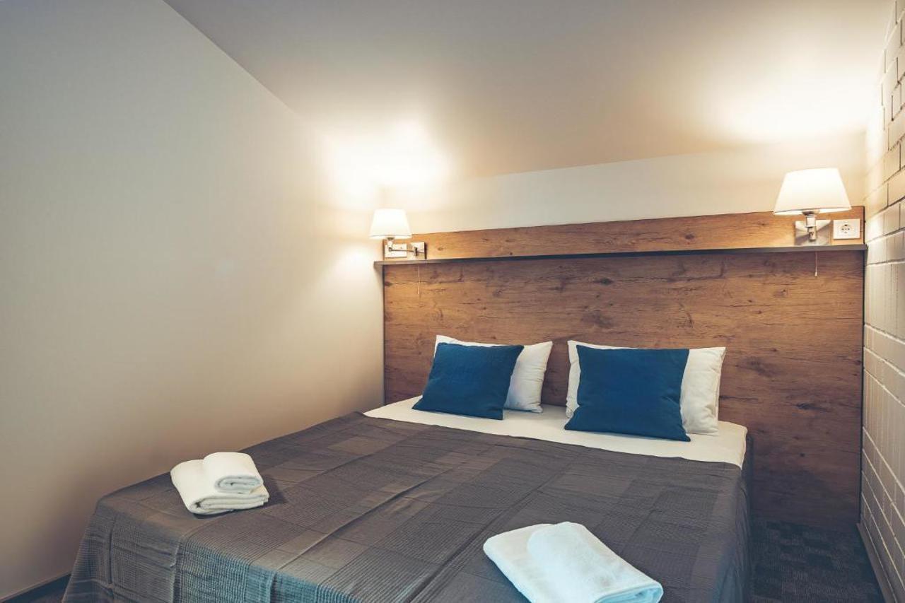 Self Check-In Hotel Railway Apartments Вильнюс Экстерьер фото