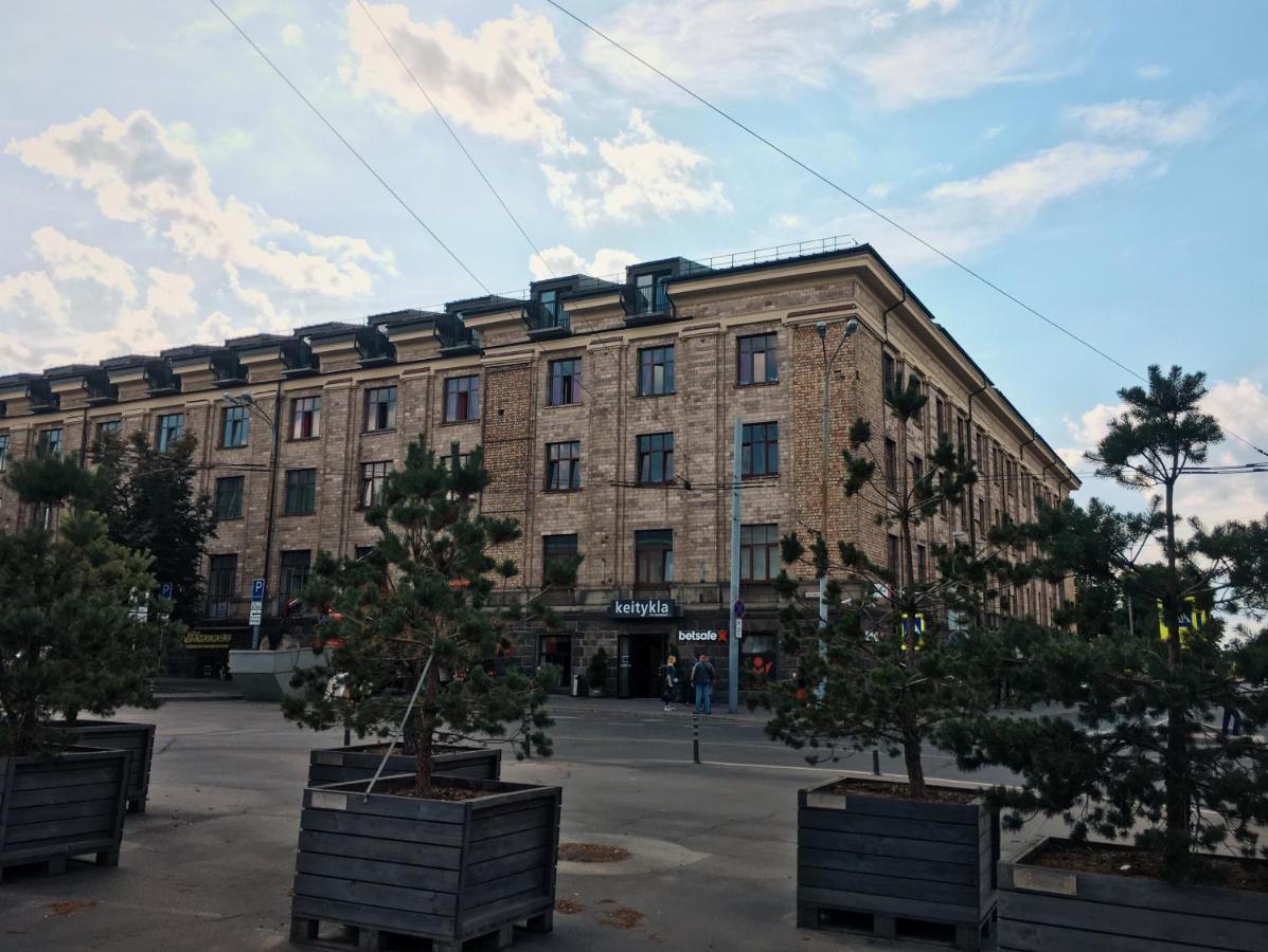 Self Check-In Hotel Railway Apartments Вильнюс Экстерьер фото